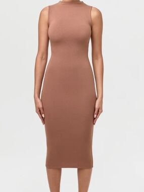 hourglass mesh contrast dress Your favorite contouring dress. Hourglass Mesh Contrast Dress